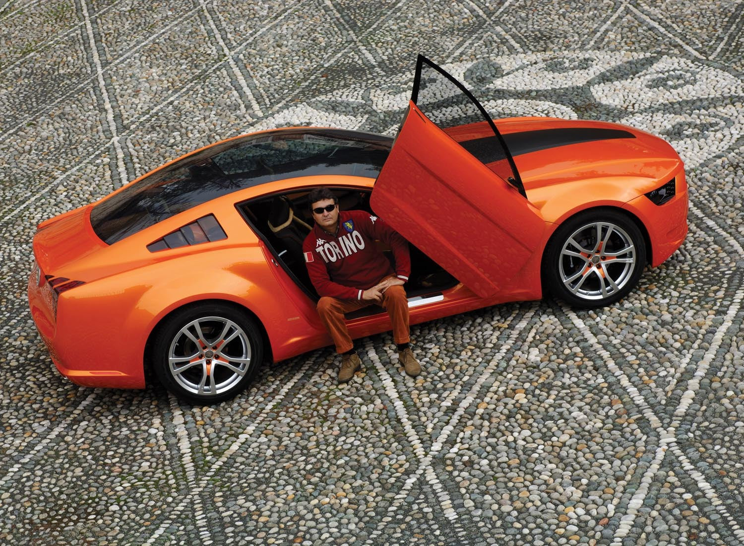 2006 Ford Mustang Giugiaro concept car  0401-0576