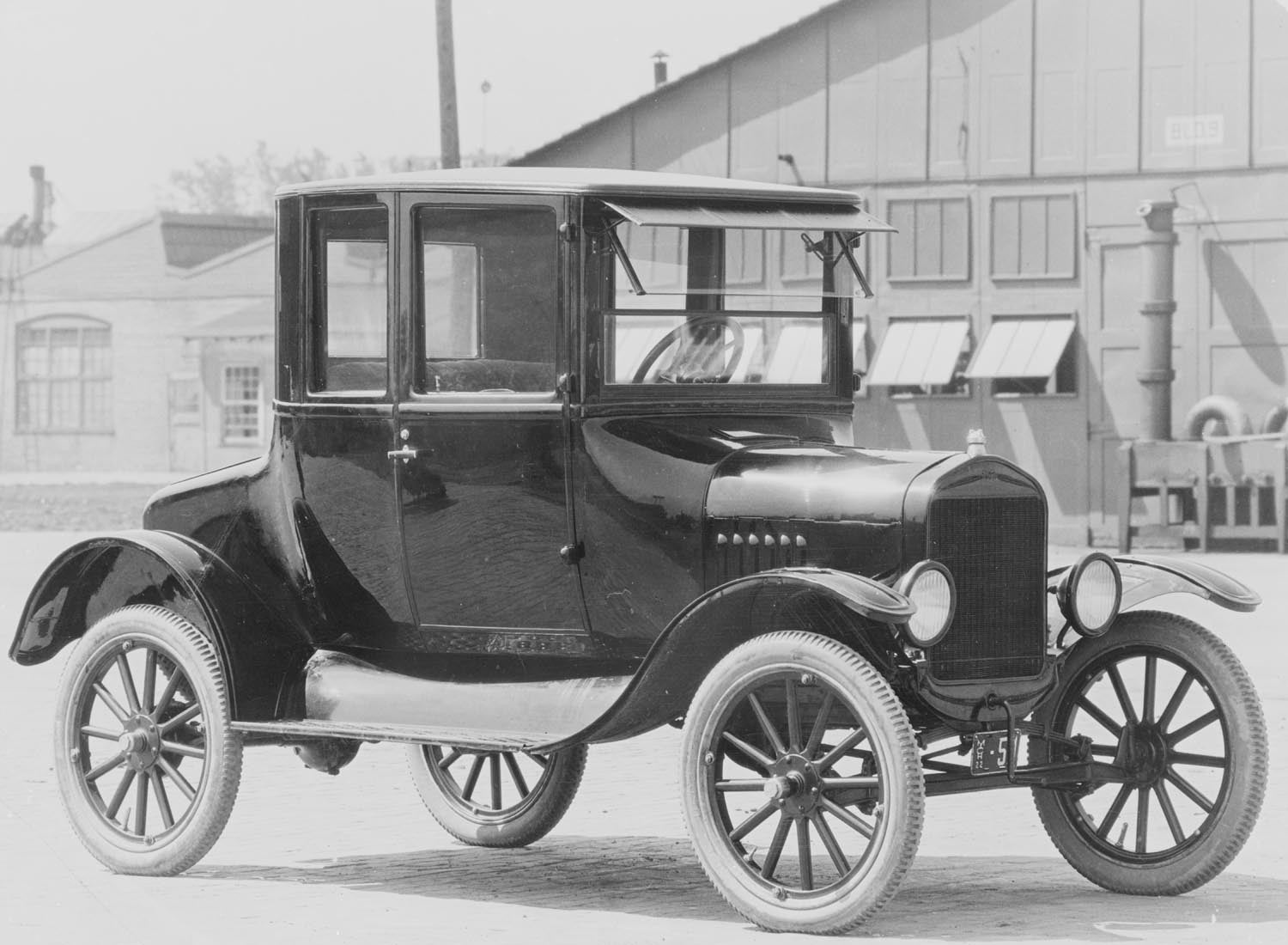 1924 Ford Model t Coupe  0401-0687