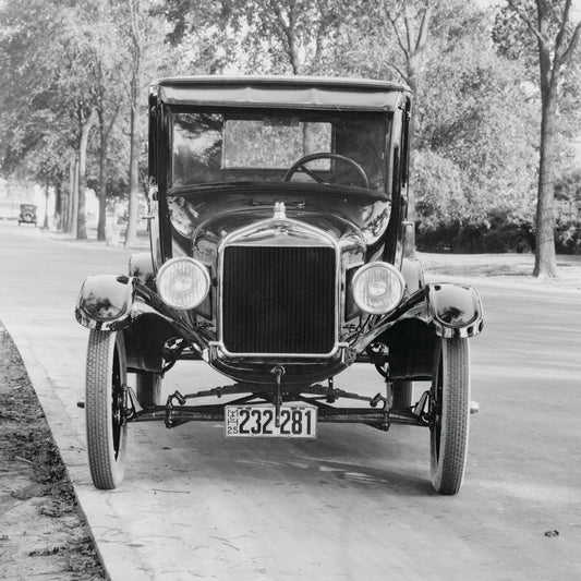 1926 Ford Model T Coupe 0401-0695