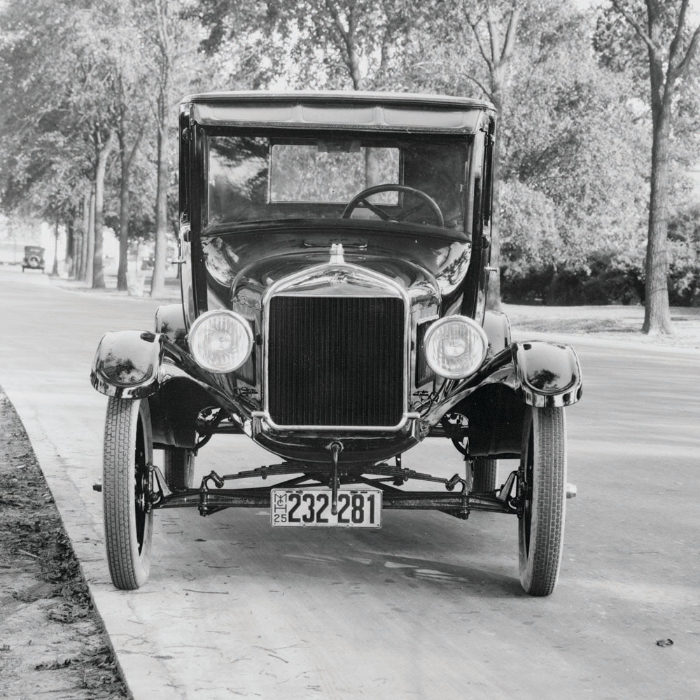 1926 Ford Model T Coupe  0401-0695