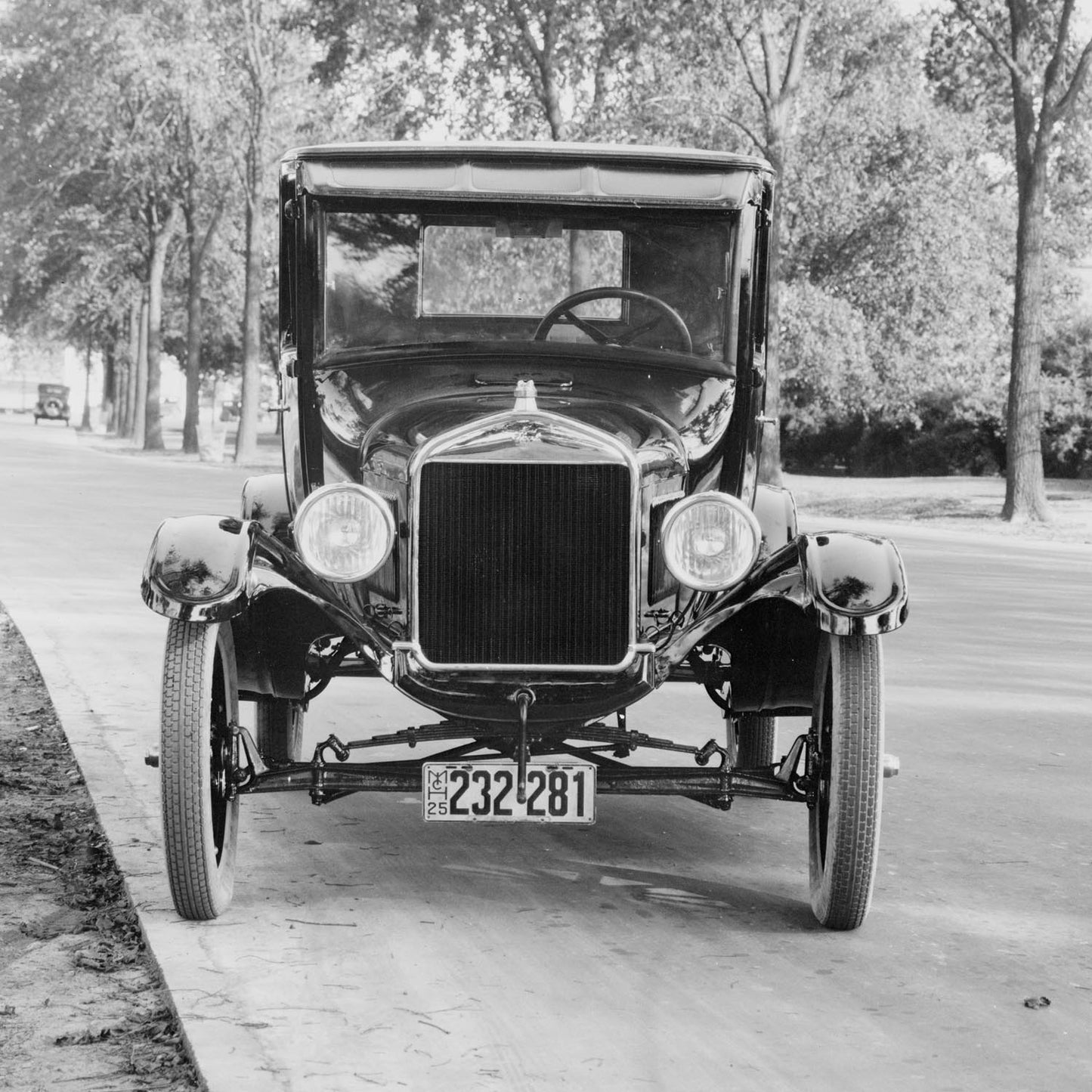1926 Ford Model T Coupe  0401-0695