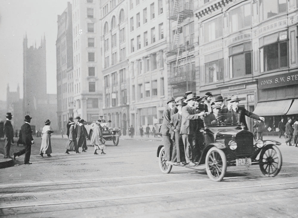 1927 Ford Model T used as Jitney during bus driver  0401-0701