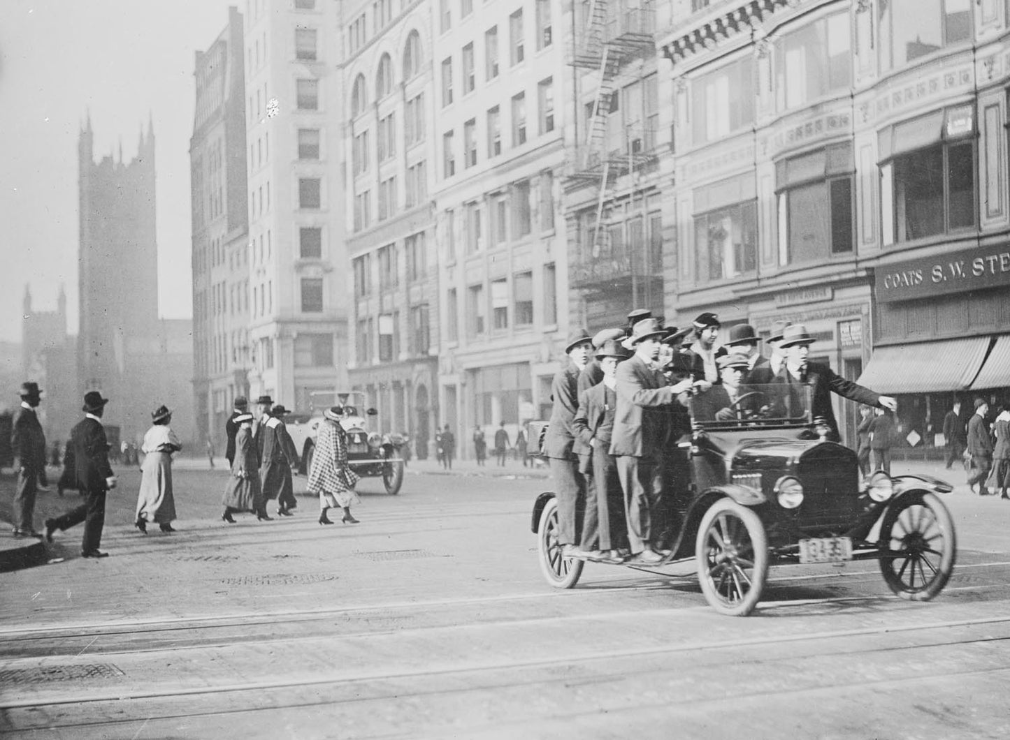 1927 Ford Model T used as Jitney during bus driver  0401-0701