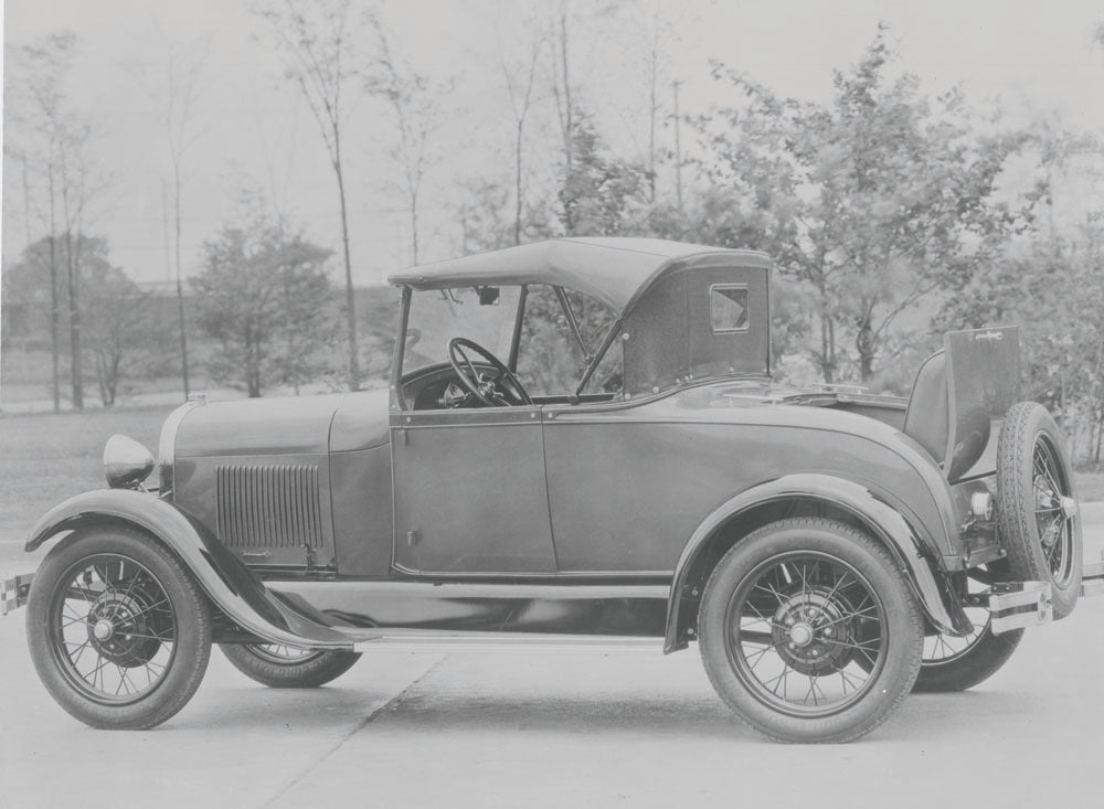 1928 Ford Model A roadster  0401-0704