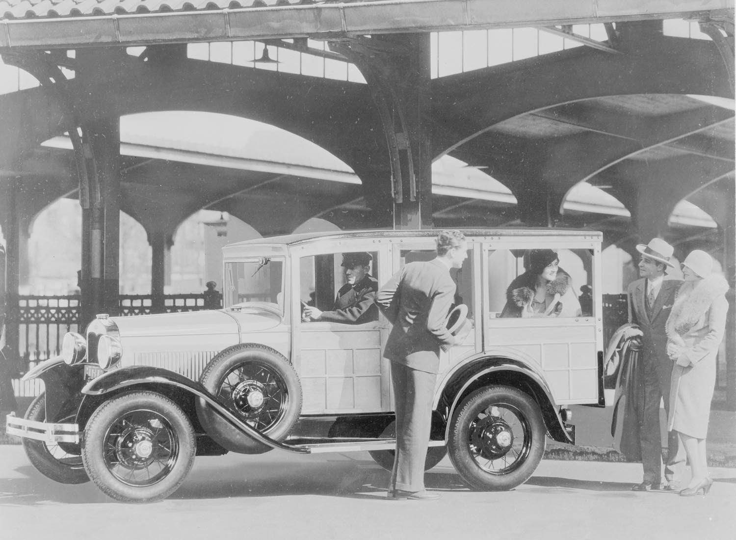 1930 Ford Model A station wagon  0401-0726