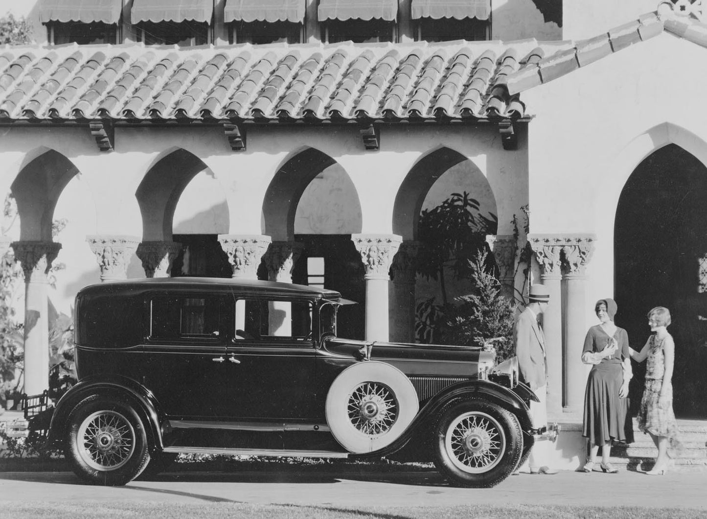 1930 Lincoln Berline two window sedan  0401-0728