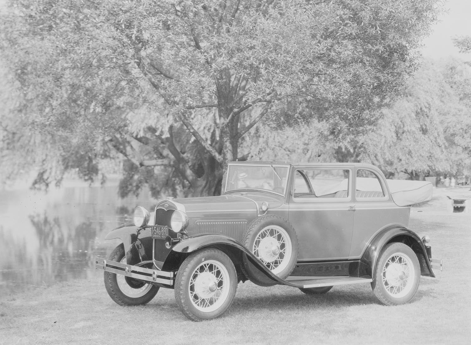 1931 Ford Model A Convertible Sedan  0401-0731