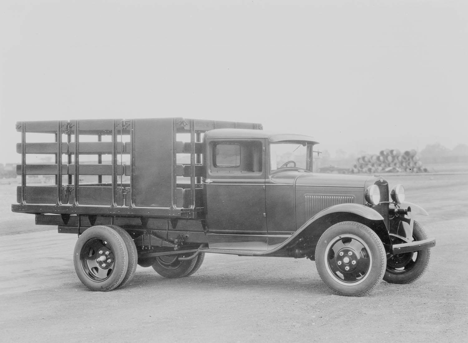 1931 Ford Model AA stake truck  0401-0741