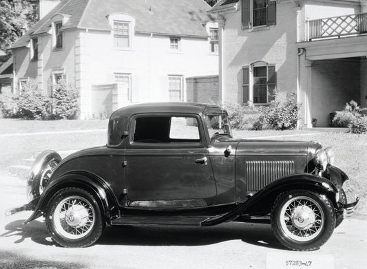 1932 Ford DeLuxe Coupe 0401-0749