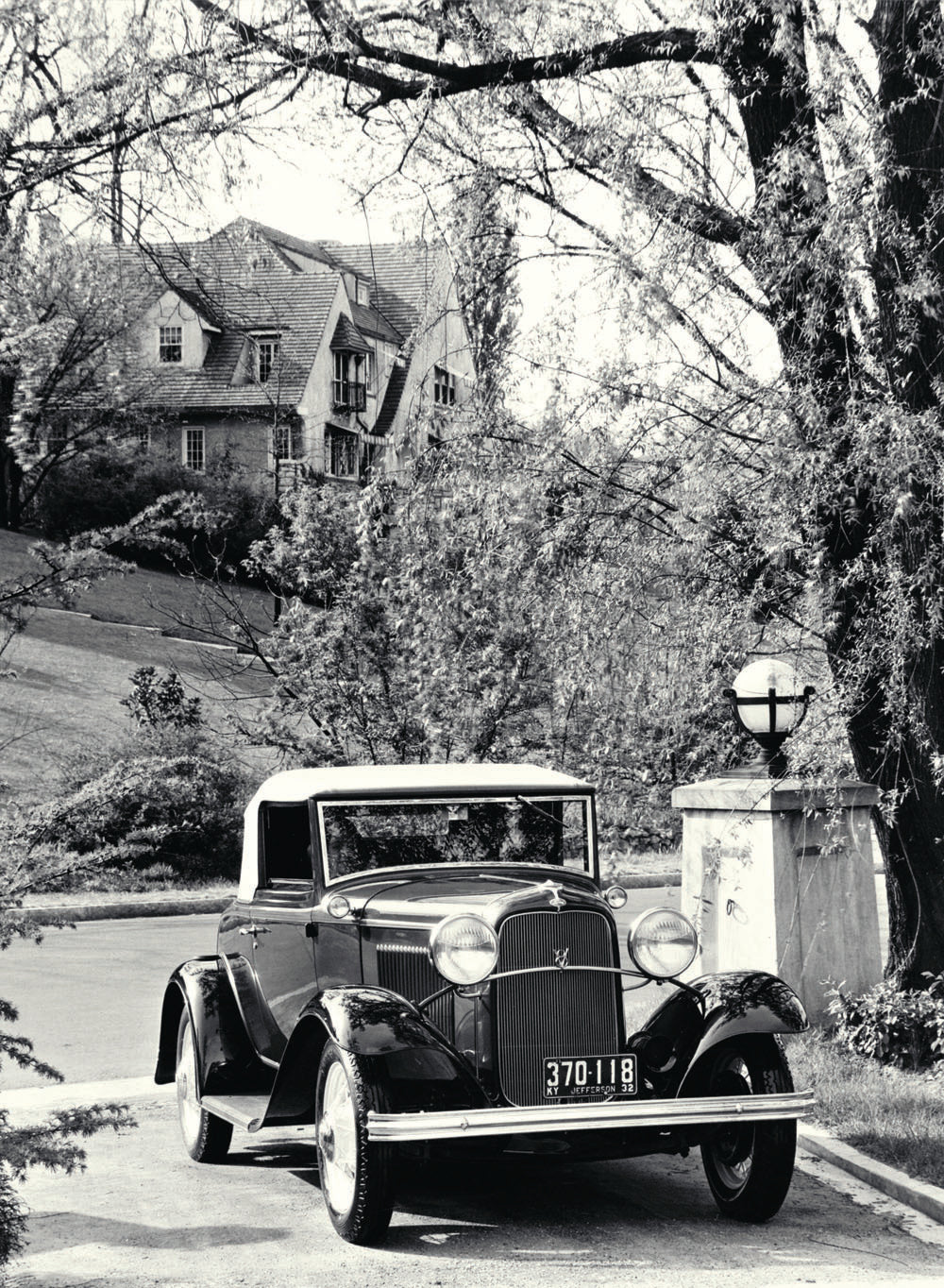 1932 Ford DeLuxe Roadster 0401-0757