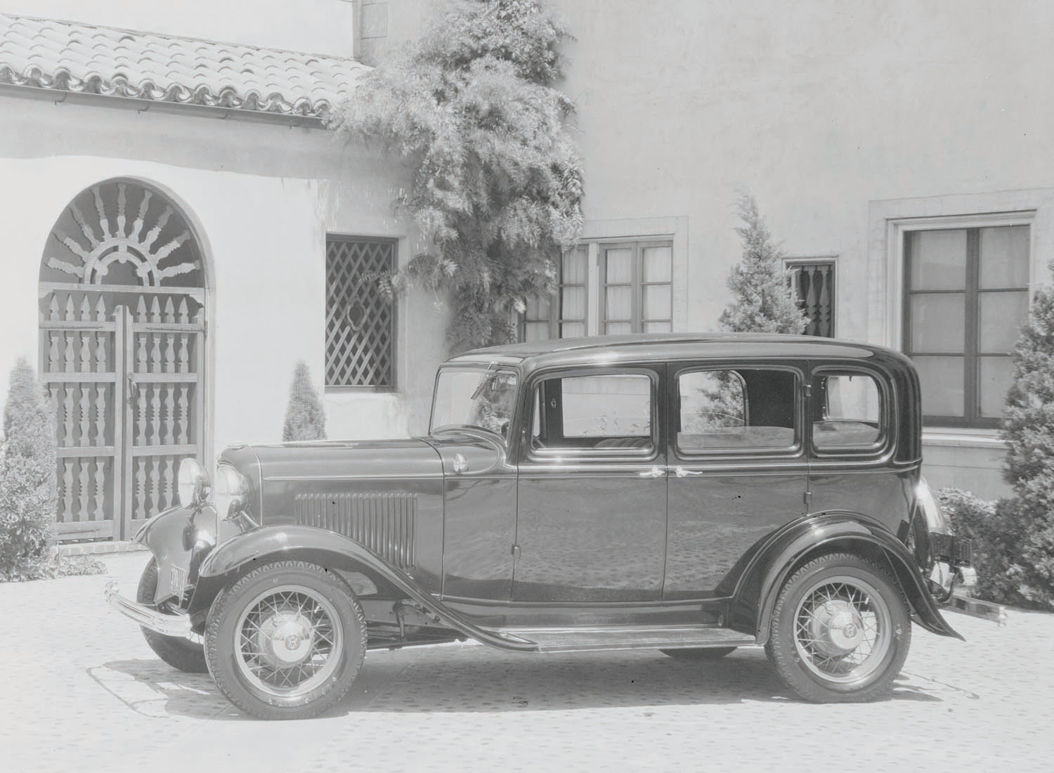 1932 Ford Model 18 Fordor Sedan  0401-0760