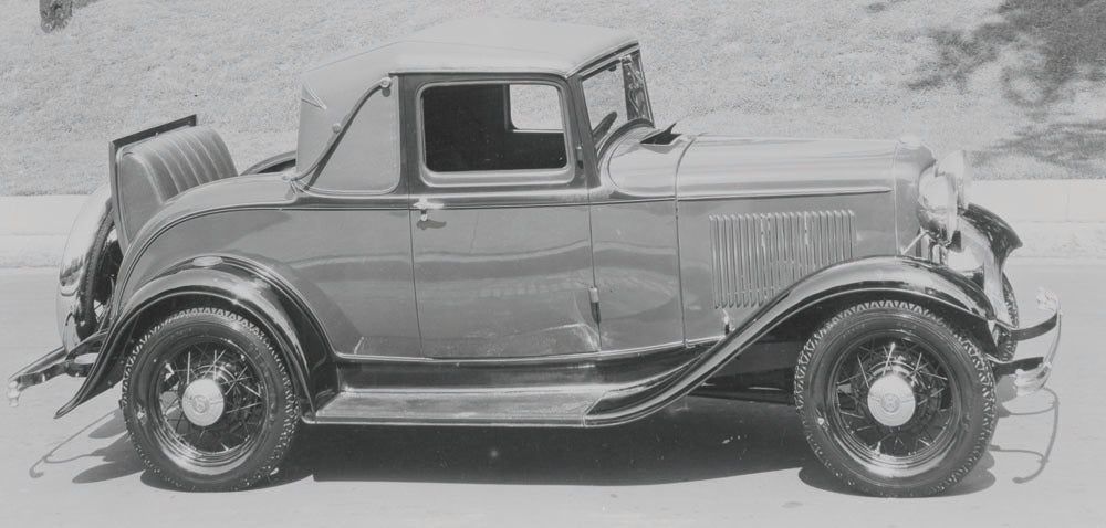 1932 Ford Sports Coupe  0401-0766