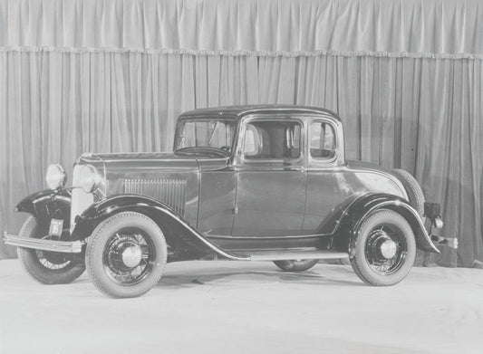 1932 Ford Standard Coupe five window  0401-0768