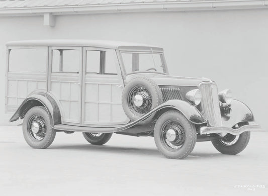 1933 Ford station wagon  0401-0774