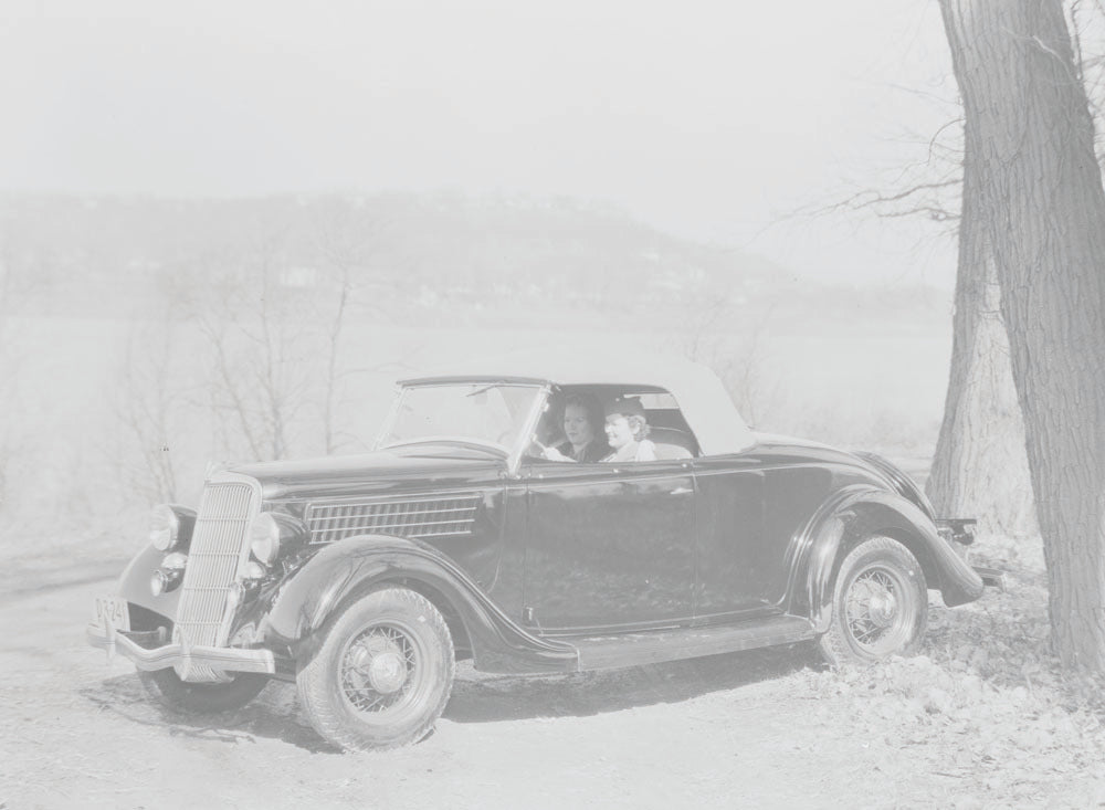 1935 Ford DeLuxe Roadster  0401-0800