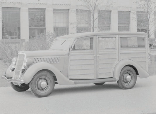 1935 Ford station wagon  0401-0806