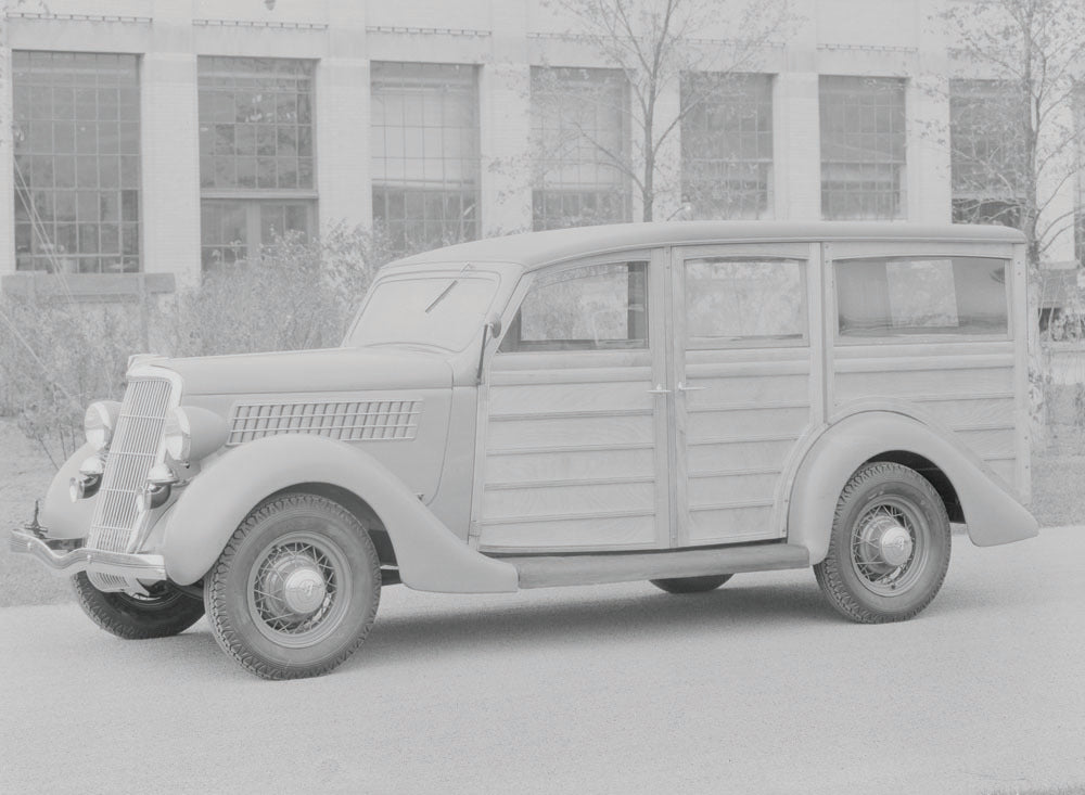 1935 Ford station wagon  0401-0806