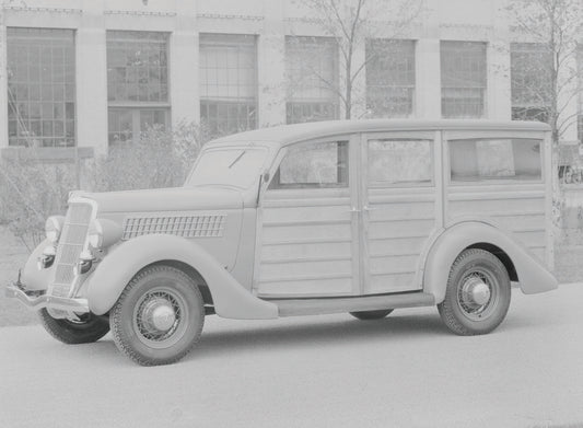 1935 Ford station wagon  0401-0806