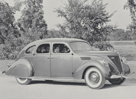 1936 Lincoln Zephyr four door  0401-0837