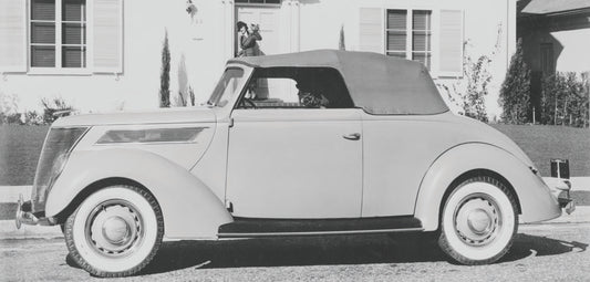 1937 Ford Club Cabriolet  0401-0840