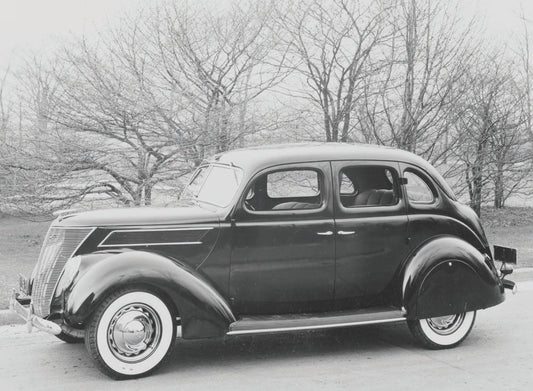 1937 Ford Fordor Touring  0401-0843