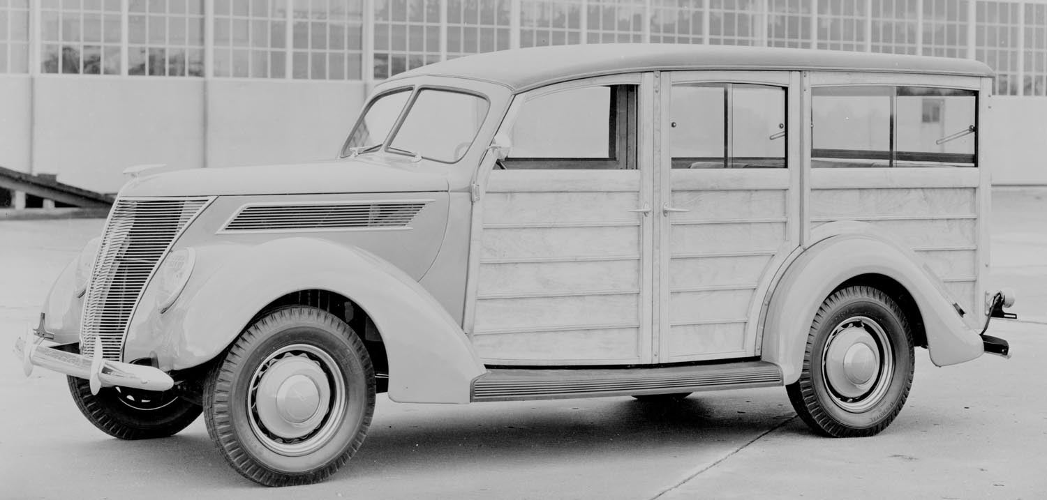 1937 Ford station wagon  0401-0846