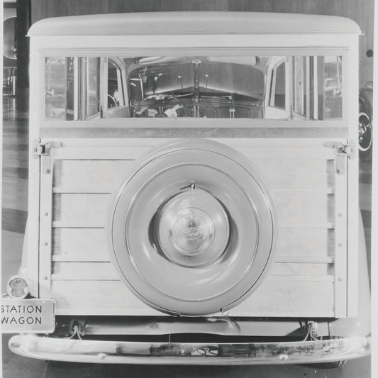 1937 Ford station wagon rear  0401-0848