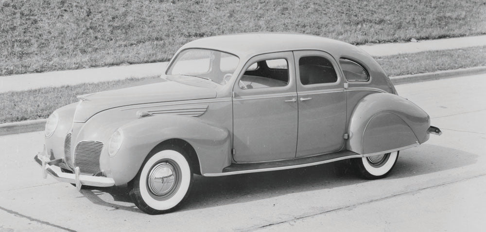 1938 Lincoln Zephyr four door  0401-0856