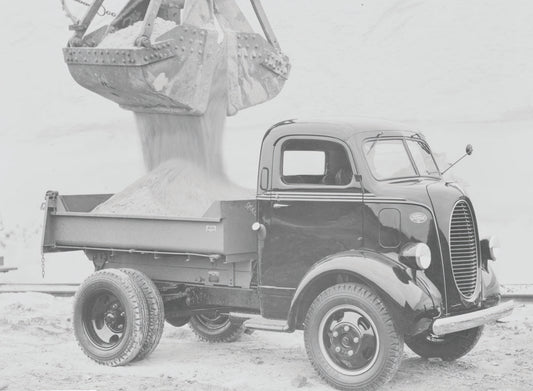 1939 Ford Cab Over Engine dump truck  0401-0857