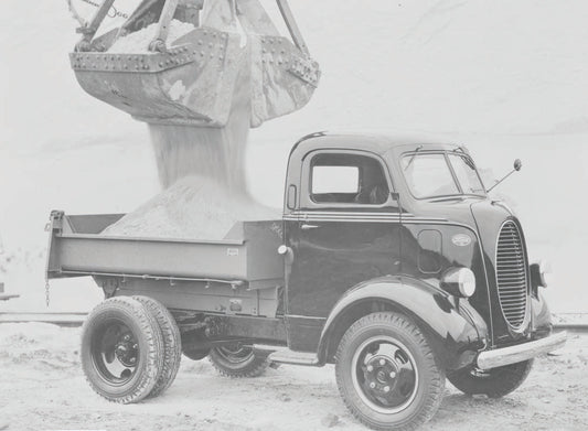 1939 Ford Cab Over Engine dump truck  0401-0857