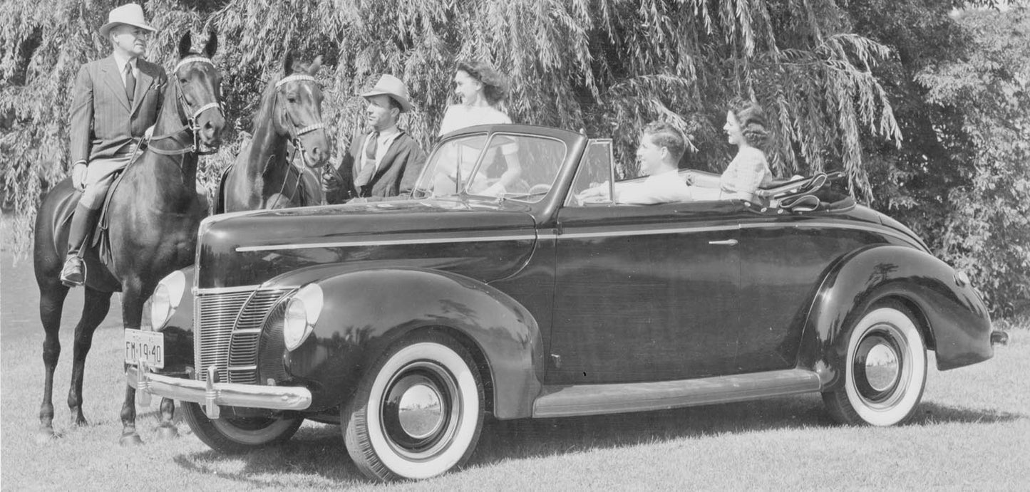 1940 Ford convertible  0401-0875