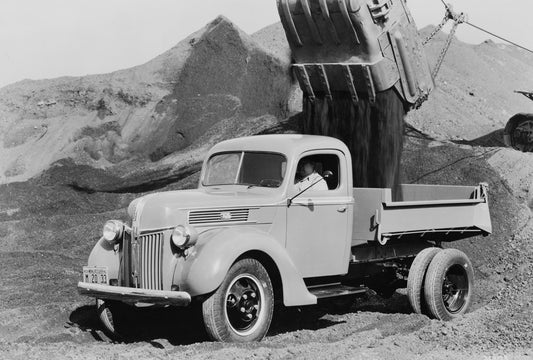 1940 Ford dump truck  0401-0878