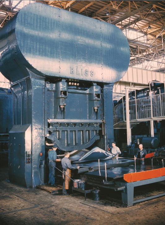 1940 Ford Rouge Stamping Plant operations  0401-0891