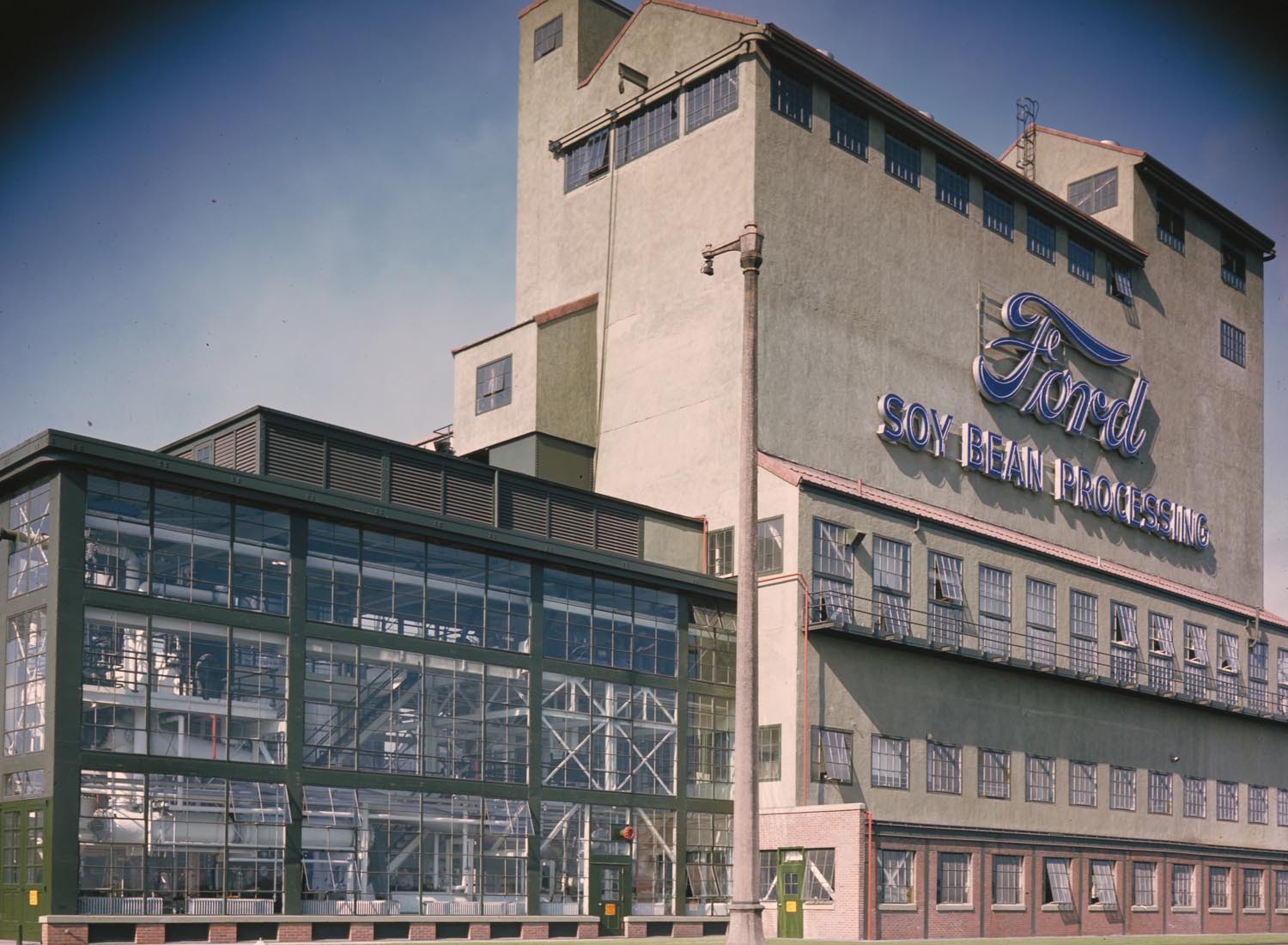 1940 Ford Soy Bean Processing Plant  0401-0892