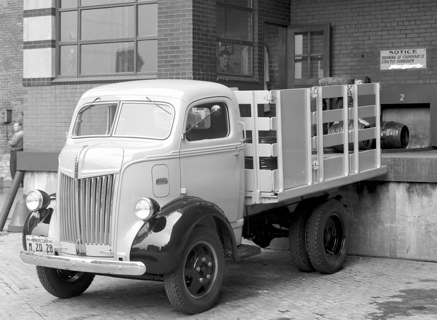 1941 Ford Cab Over Engine Stake Truck  0401-0900