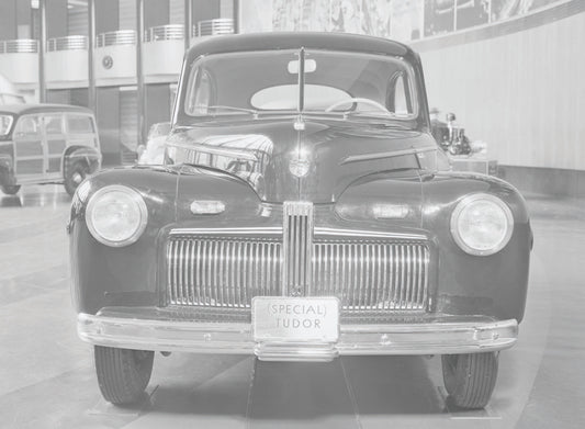 1942 Ford (Special) Tudor Sedan  0401-0914