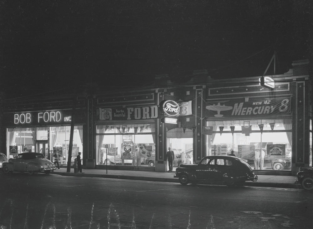 1942 Ford dealership Bob Ford Inc  0401-0918