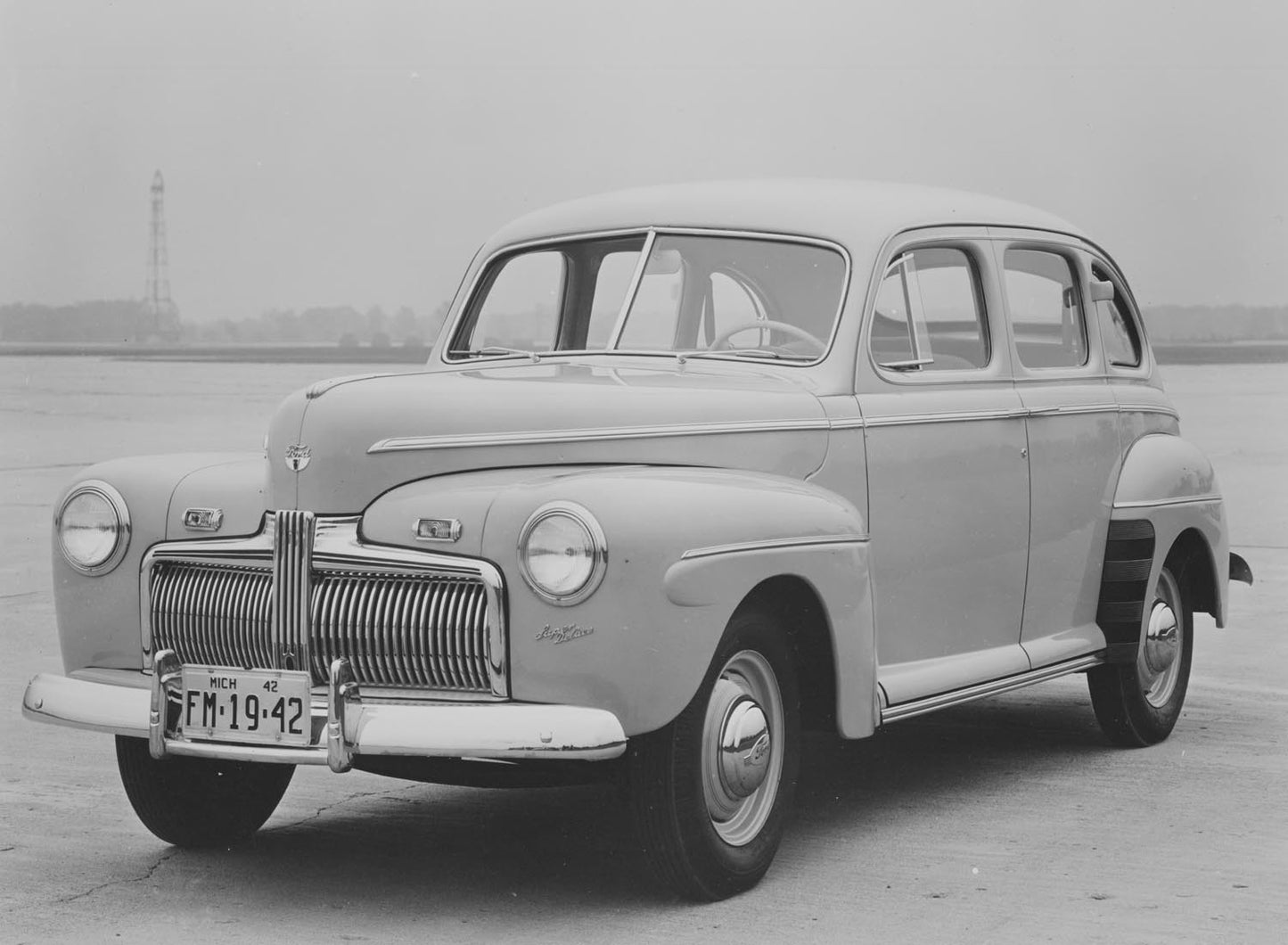 1942 Ford fordor Sedan  0401-0921