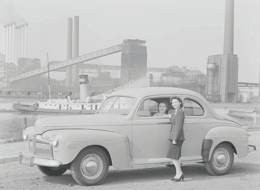 1942 Ford Super DeLuxe Coupe  0401-0936