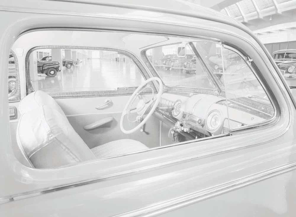 1942 Ford Super DeLuxe interior  0401-0937