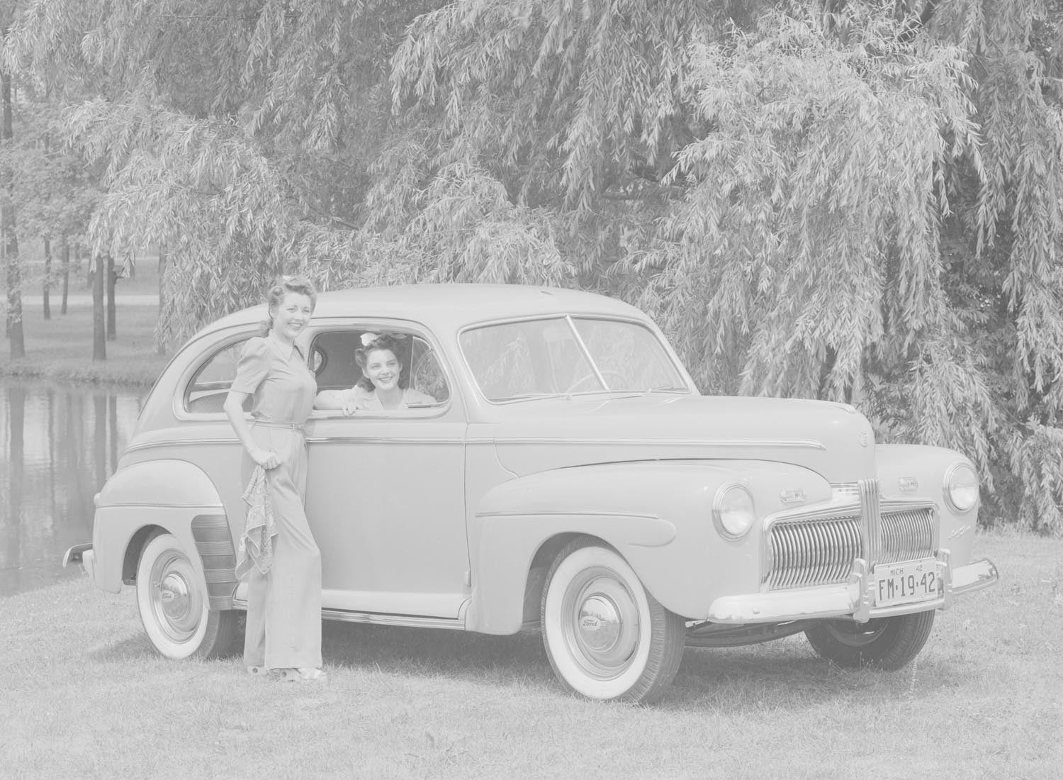 1942 Ford Super DeLuxe  0401-0939