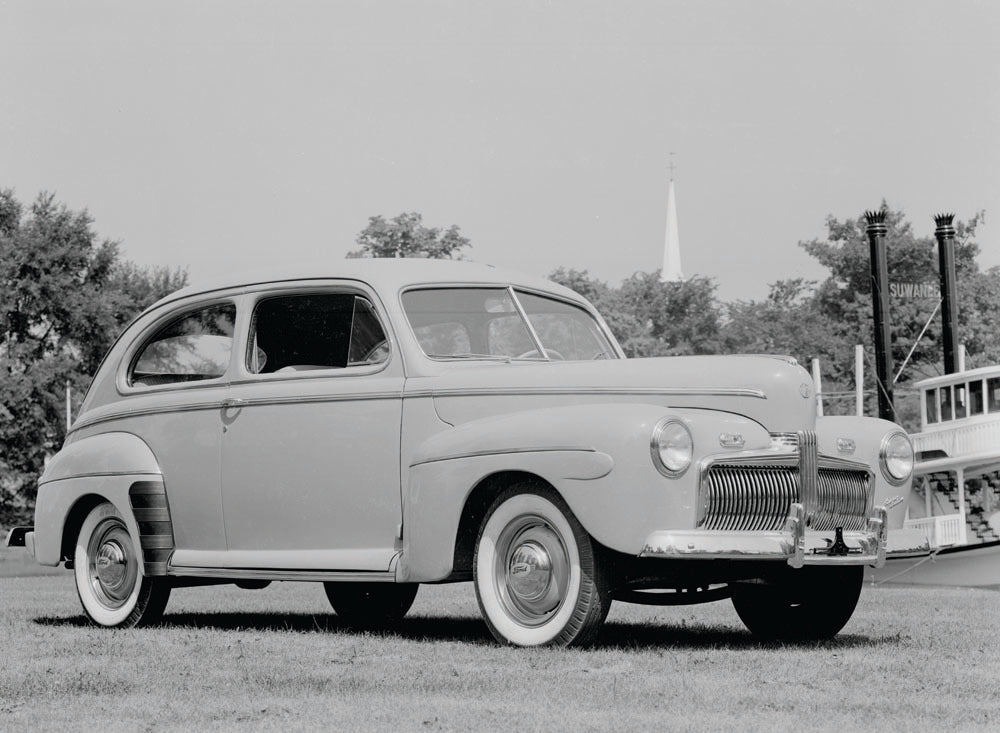 1942 Ford Super DeLuxe  0401-0943