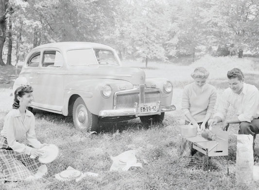 1942 Ford Super Deluxe  0401-0946