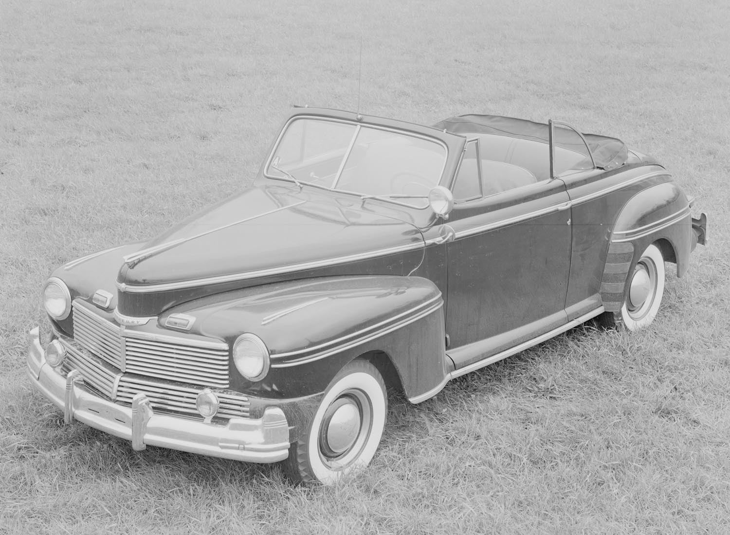 1942 Mercury convertible  0401-0962