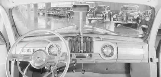 1942 Mercury instrument panel  0401-0964