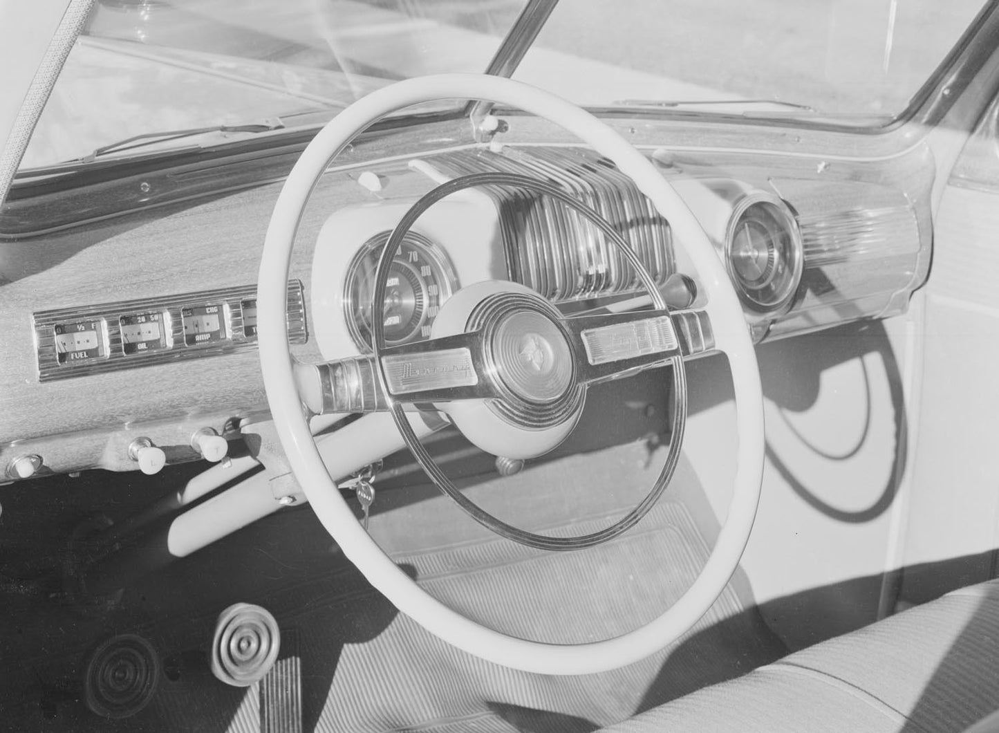 1942 Mercury interior  0401-0965