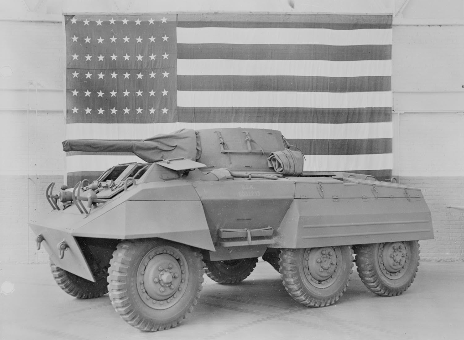 1942 1945 Ford WWII armord car  0401-0970