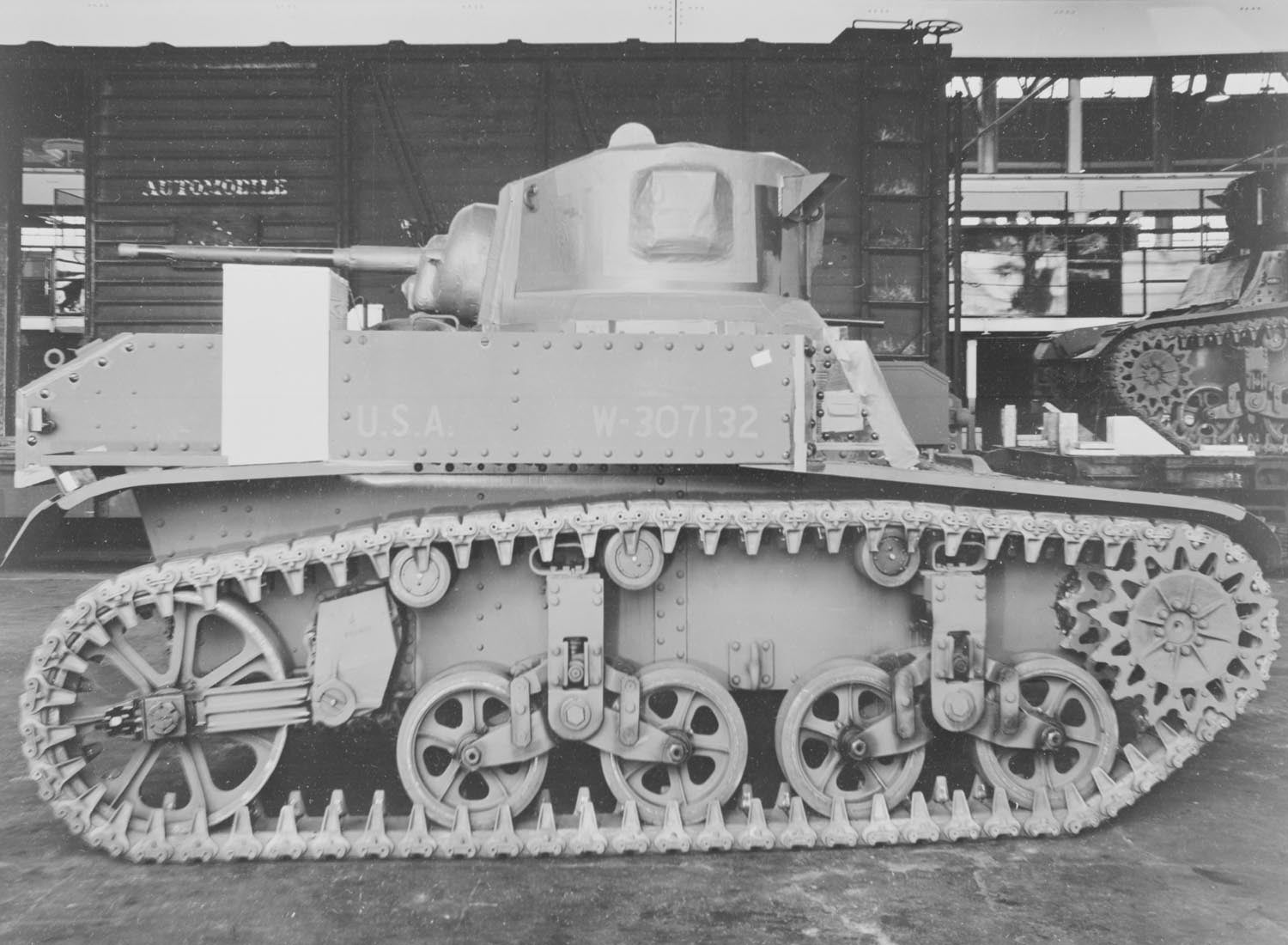 1942 1945 Ford WWII tank  0401-0974