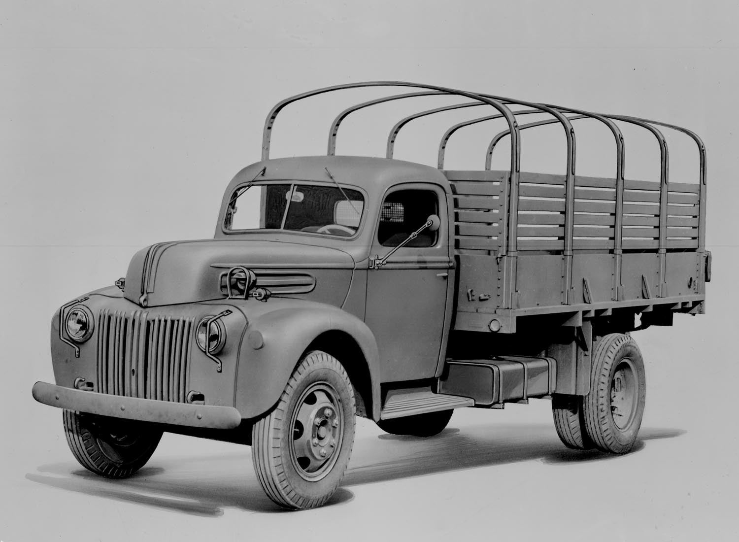 1943 Ford military truck  0401-0980