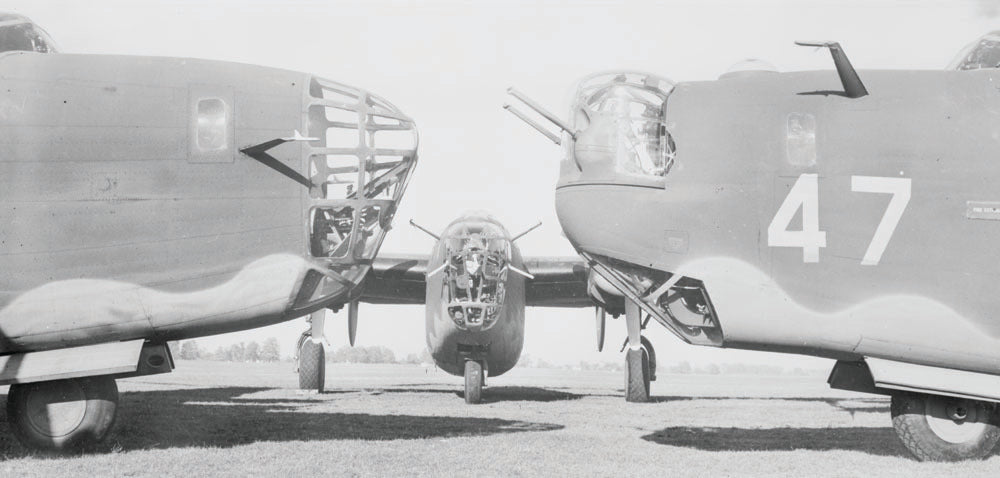 1943 Ford Willow Run field B 24 nose variations  0401-0982